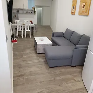 https://malaga-playa-misericordia-perdiguera.1costadelsol.com
